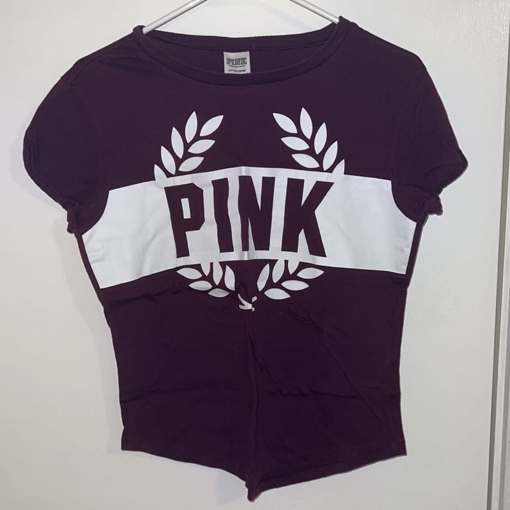 Victoria’s Secret maroon T-shirt